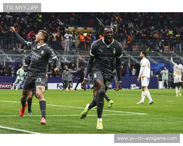 AC米兰边路冲击反复演练，莱奥反内切动作更流畅