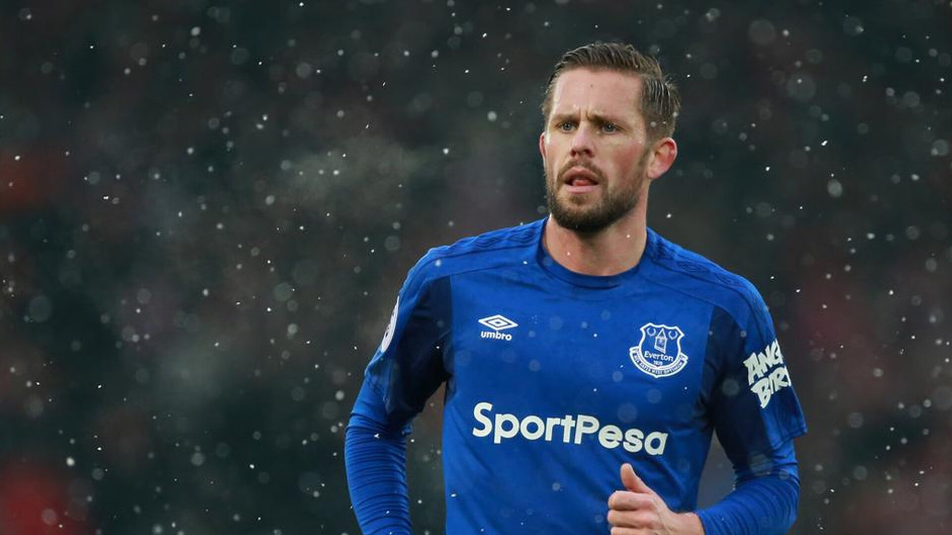 “伊万·戈梅斯的关键突破与防守表现,为阿根廷美洲狮队实现历史突破”